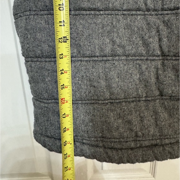 Nice Retro Gray & Black Snap Up Women’s Juniors L or XS Sherpa Vest Jacket - Picture 4 of 7